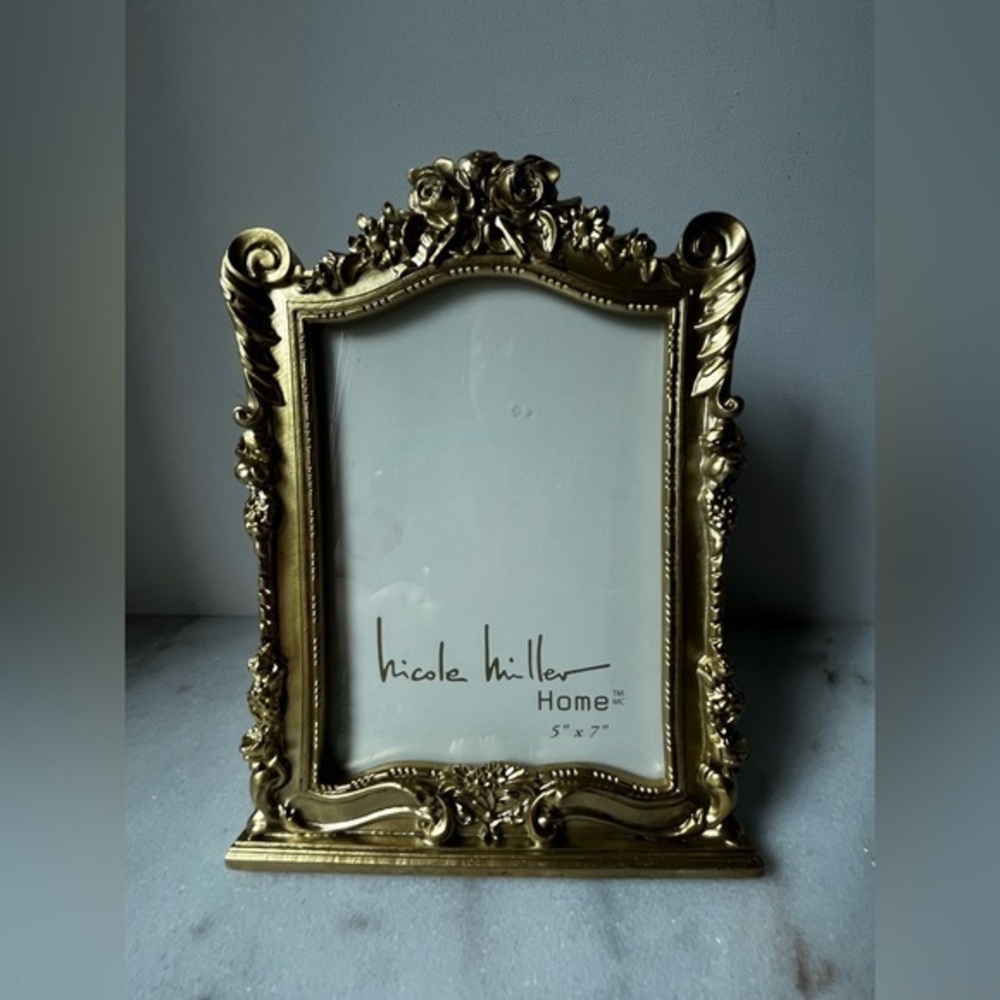 Nicole Miller Gold Ornate Picture Frame for 5x7” photo